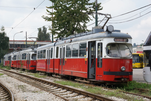 869468 (a): :2048x1368